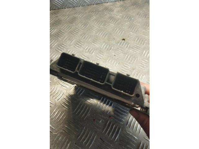 Блок управления двигателя 9664843780 Citroen Berlingo