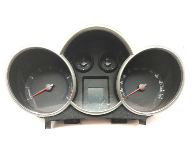 Přístrojová deska Chevrolet Cruze 2011