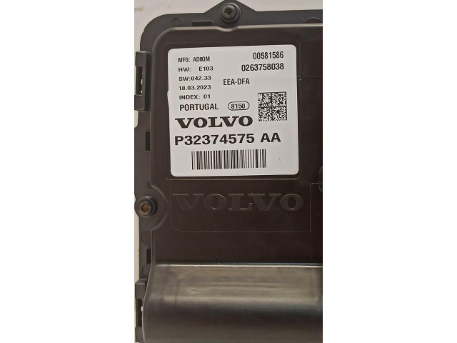 Панель приборов 32374575 Volvo XC40