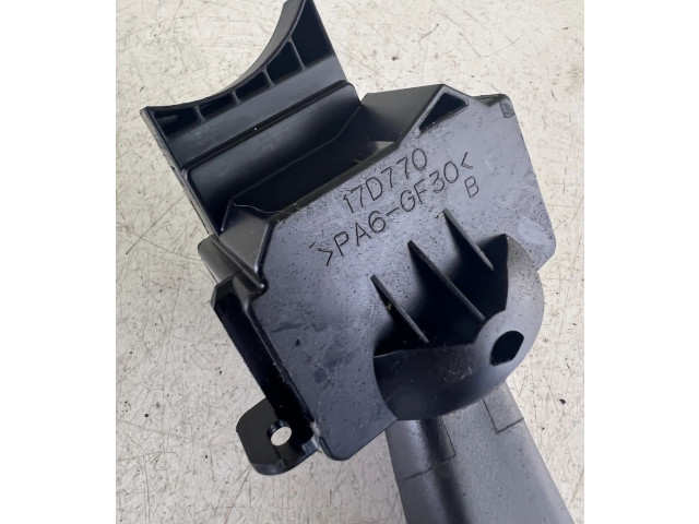 Ручка стеклоочистителей 17D770   Volvo V50