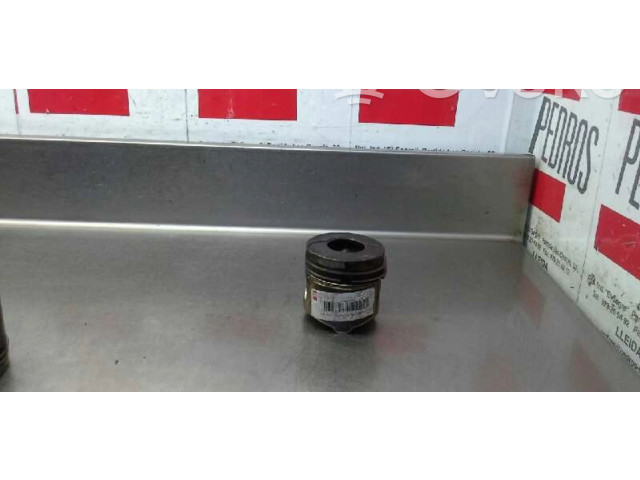  Поршень F9Q790   Renault Kangoo I  