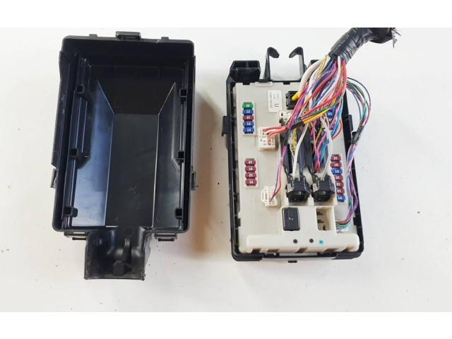 Блок предохранителей 284B71MS0B Infiniti M Y51