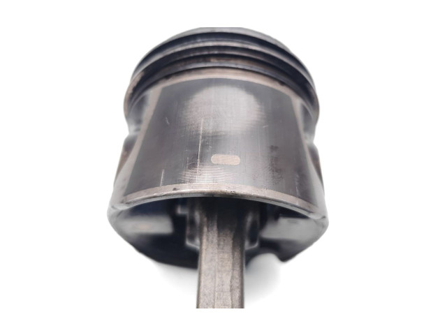  Поршень с шатуном D5244T4 D5244T4  Volvo XC90  