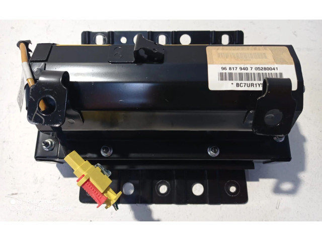 Подушка безопасности пассажира 968179407, 968179407 Chevrolet Captiva