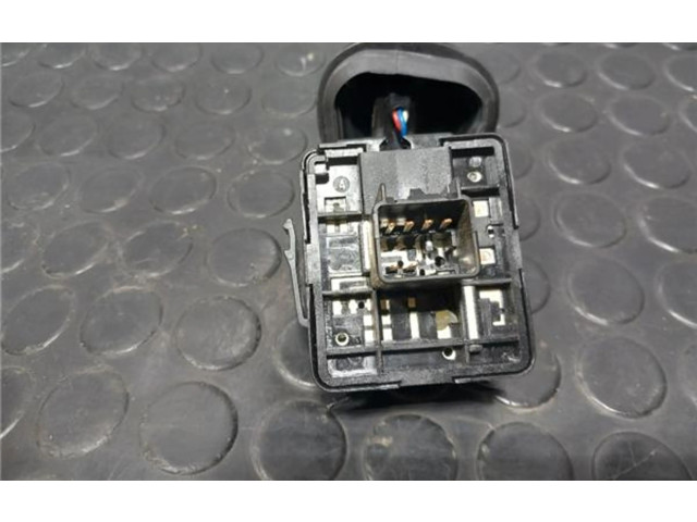 Ручка стеклоочистителей 202005410 Chevrolet Captiva