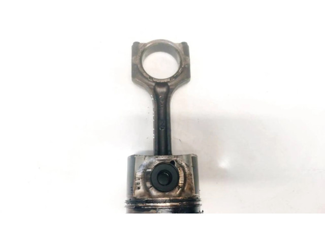 Поршень с шатуном Honda FR-V для дизельного двигателя 2.2