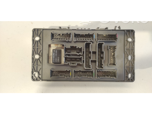 Блок предохранителей 518174503, 150450281099 Rover 75
