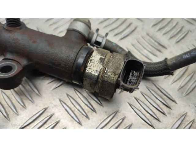 Vstřikovač 8945820051, 221000R050   Toyota RAV 4 (XA40)  pro naftový motor 2.2  