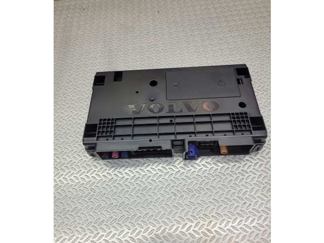 Блок управления P32334157 Volvo XC40
