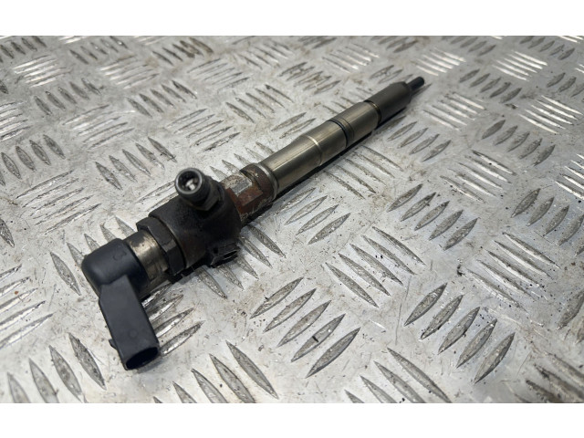 Форсунка 03L130277B, 03L130277S    Skoda Octavia Mk2 (1Z)   