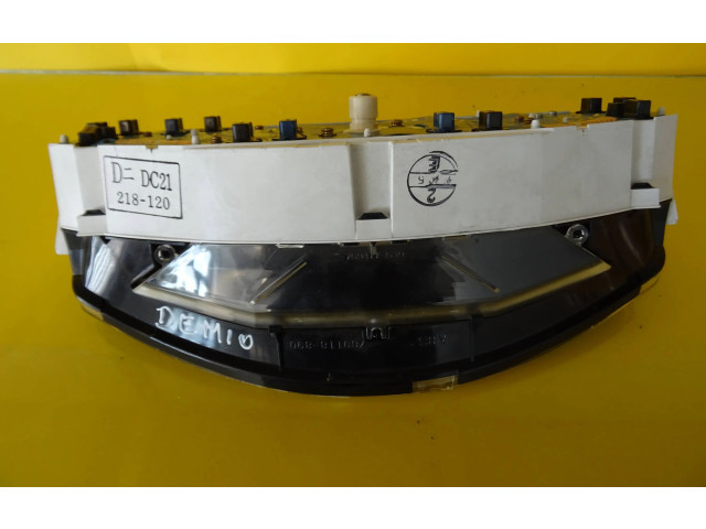 Přístrojová deska  Mazda Demio 2001 DC21218120, 769118890  