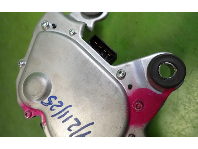 Моторчик заднего дворника     Skoda Octavia Mk2 (1Z)