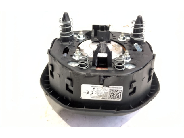 Надувная подушка для руля       Renault Clio IV  2012 -  года   