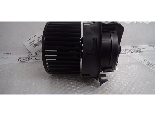 Вентилятор печки    272102762R   Dacia Duster II