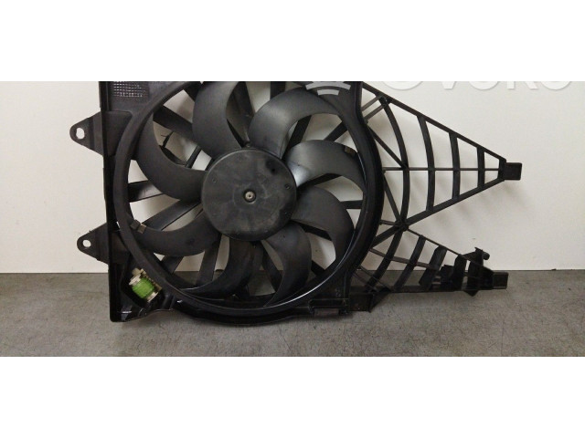 Вентилятор радиатора 51785225 Fiat Linea