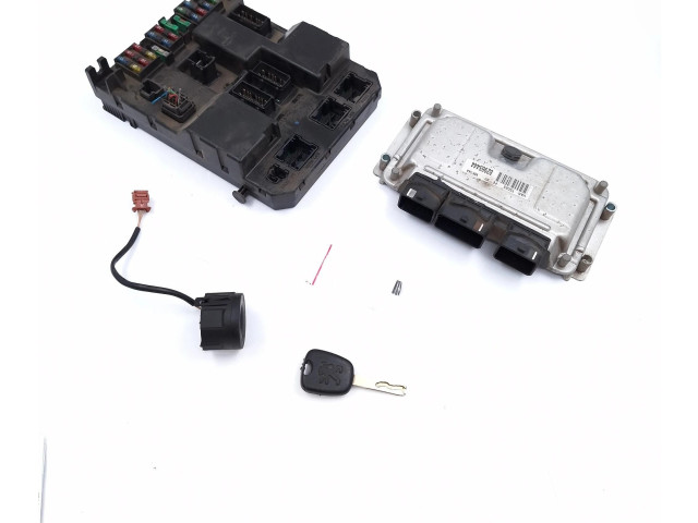 Řídící jednotka 0261206943, 9647480580 Peugeot 307 2003