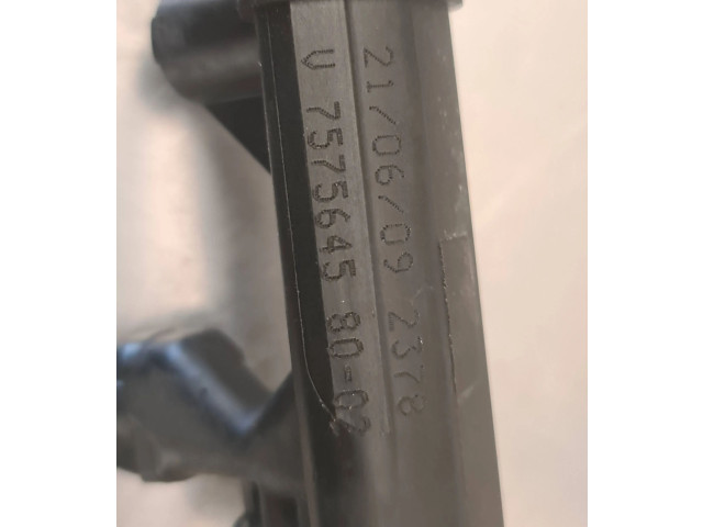 Vstřikovací lišta 7575645, 06092378 Peugeot 207 CC 5f01