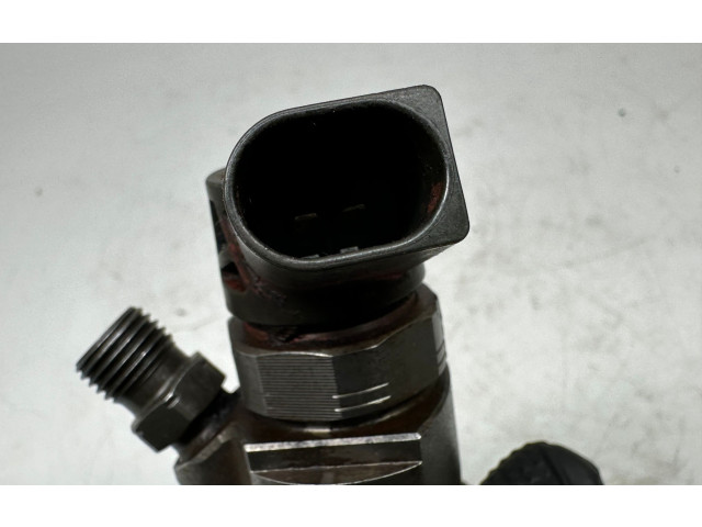 Vstřikovač 7810702, 13537810702 BMW 5 F10 F11 N47D20C