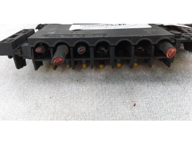 Блок предохранителей 9665878380 Citroen C4 I