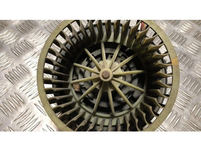 Вентилятор печки 893819021 Audi 80 90 S2 B4