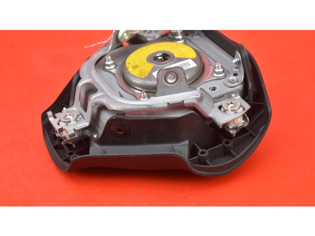 Подушка безопасности водителя    Subaru Forester SH