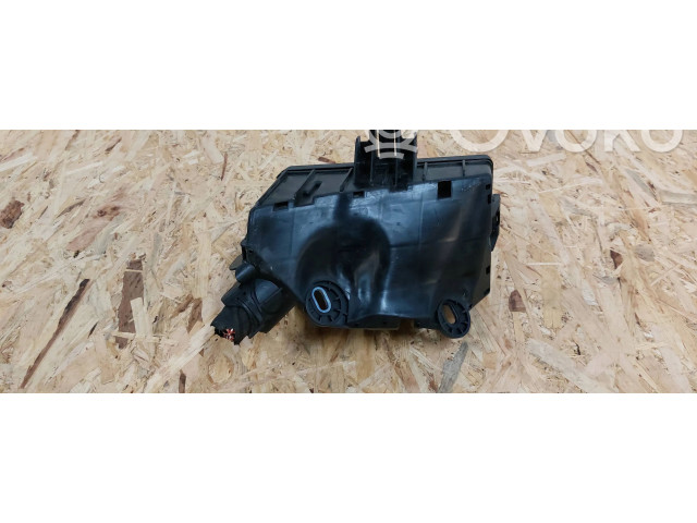 Блок предохранителей 5Q0907361D, 5Q09371125B Skoda Octavia Mk3 (5E)