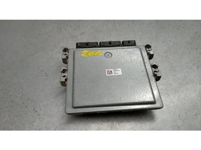 Блок управления двигателя 237103217R   Dacia Lodgy