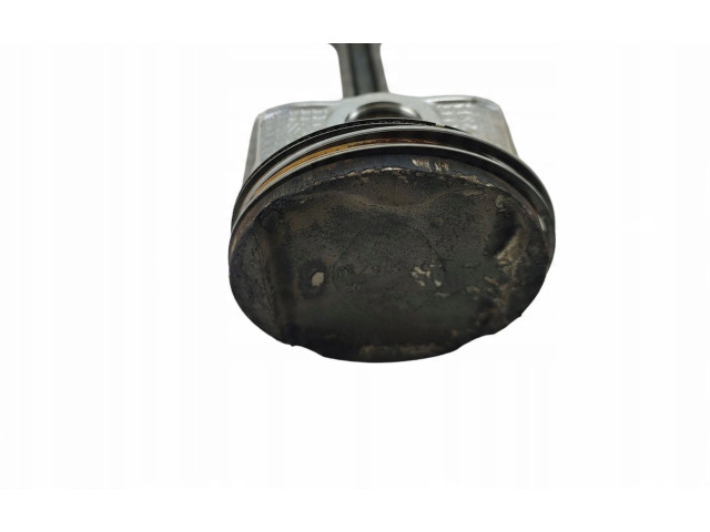 Поршень 475331 Dacia Lodgy