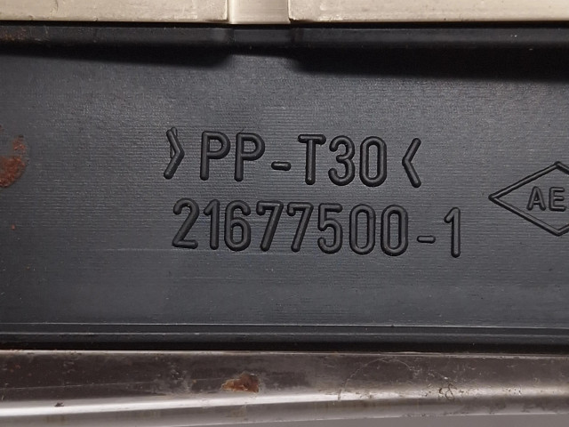 Панель приборов P8200377202, 281127621B Dacia Logan I