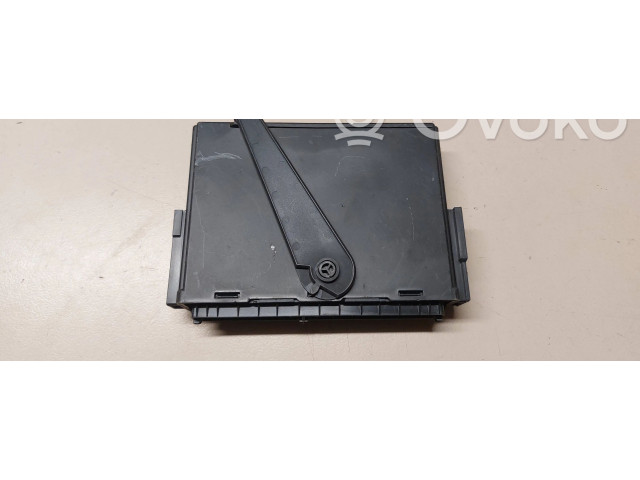 Блок комфорта 13111110, 330518684 Opel Meriva A