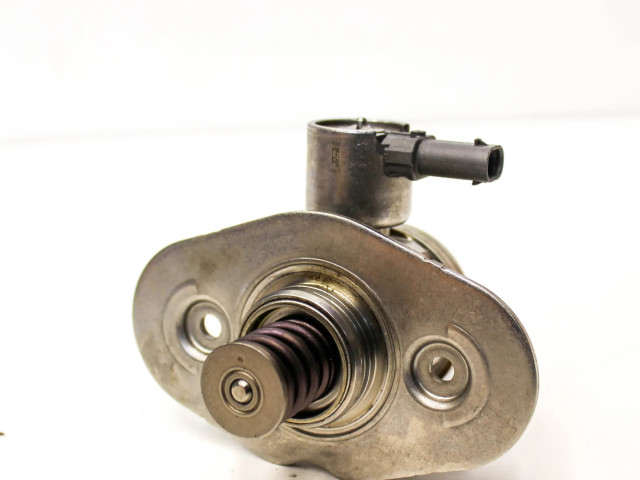 Vstřikovací čerpadlo 8604229   BMW 3 F30 F35 F31  pro benzínový motor 2.0 N20 B20 A 