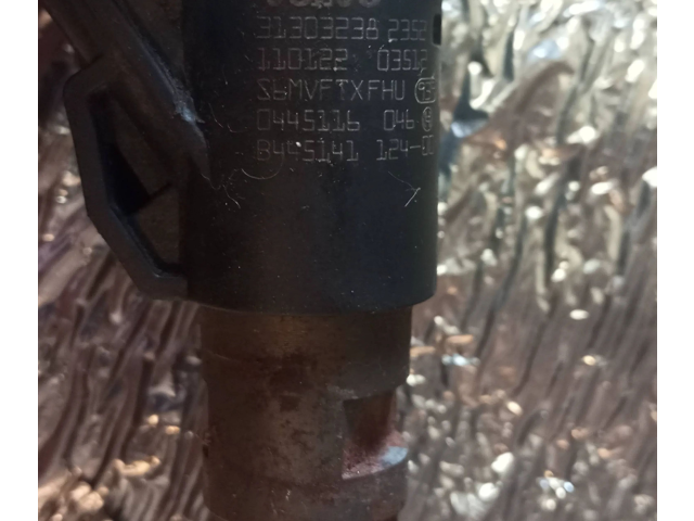 Форсунка 31303238    Volvo V70   