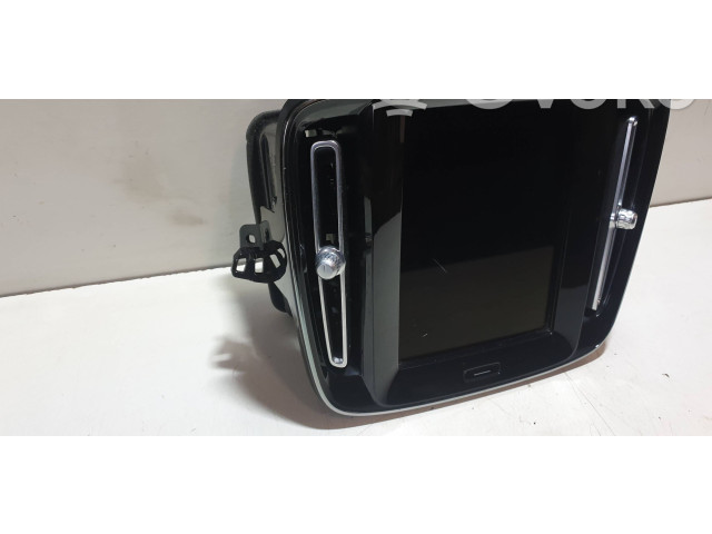 Дисплей    31682852AA, 31682851A   Volvo XC40