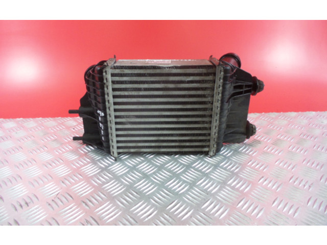 Интеркулер 144613VD0A Nissan Note (E11)