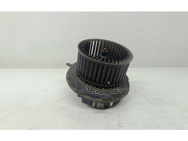 Вентилятор печки     3C1820015P, 3C0907521E    Audi A3 S3 8P 