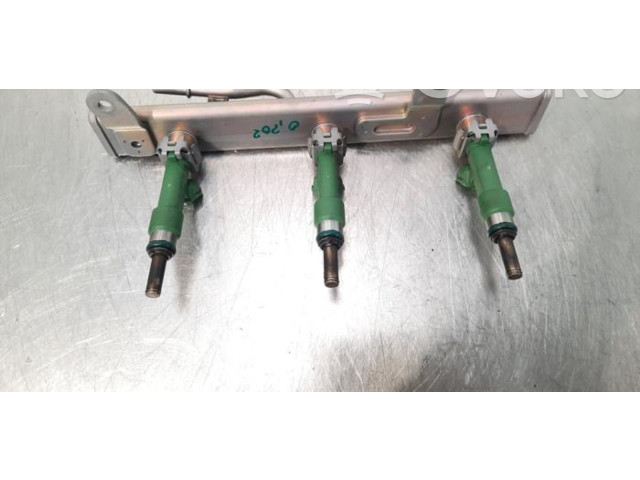 Топливная рампа 175204021R   Renault Clio V  