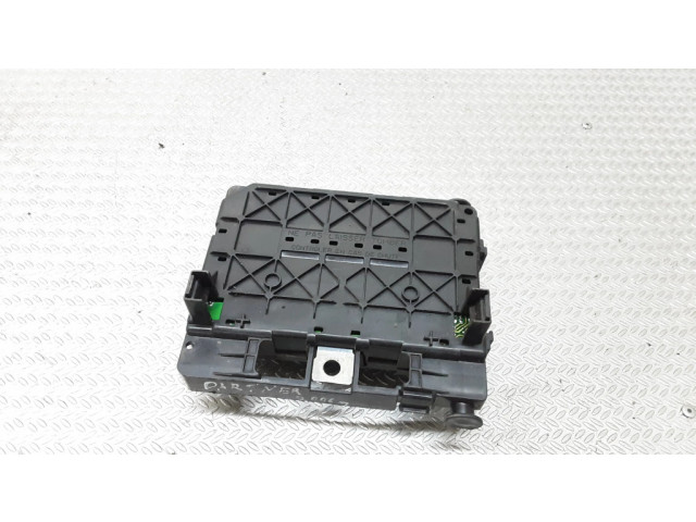 Блок предохранителей 964349888000, T118470003L Citroen Xsara Picasso