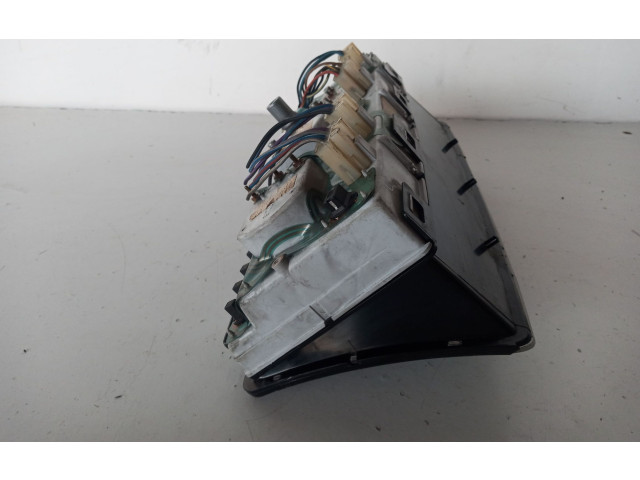 Панель приборов 19504101, 19504101   Seat Ibiza I (021A)       