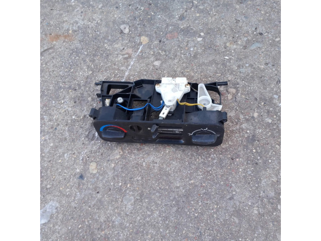 Блок управления климат-контролем Mitsubishi Colt