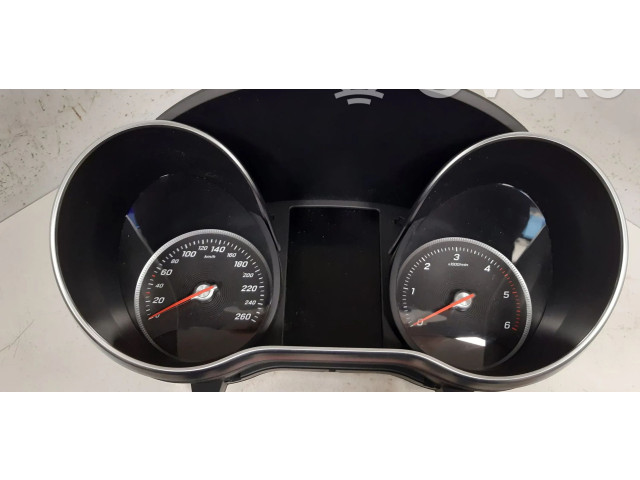 Панель приборов A4709006802   Mercedes-Benz W470       