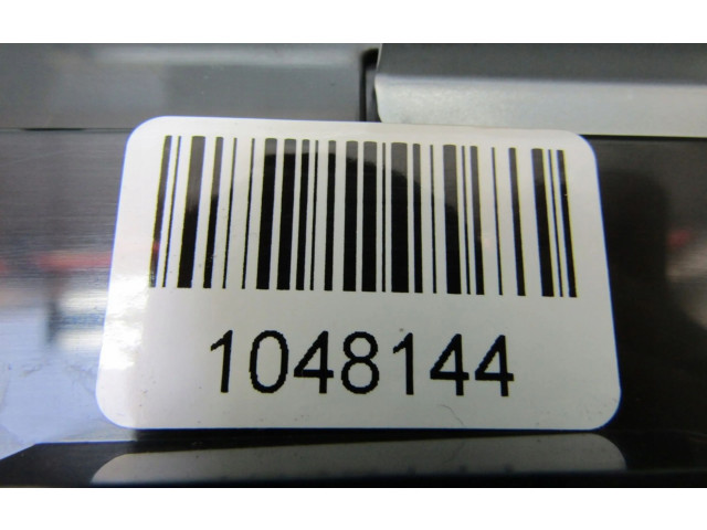 Дисплей    8A7003M0J01M1, 924N7617   Honda HR-V