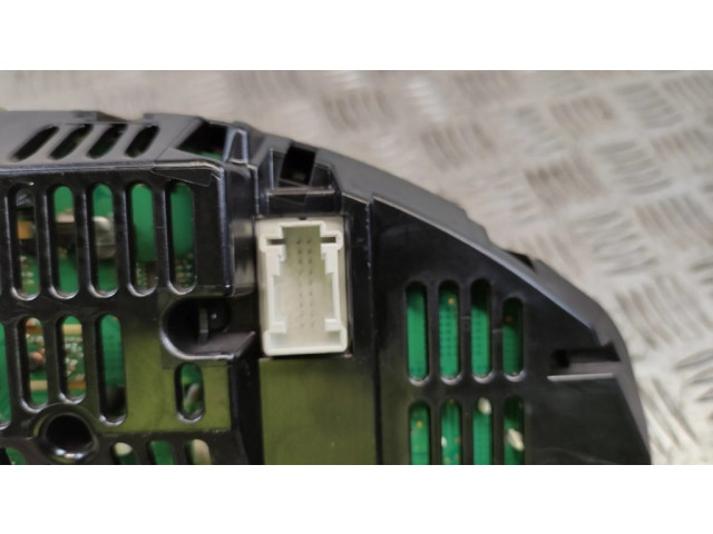 Přístrojová deska  Mercedes-Benz C W204 2007 A2049003802, 1330  