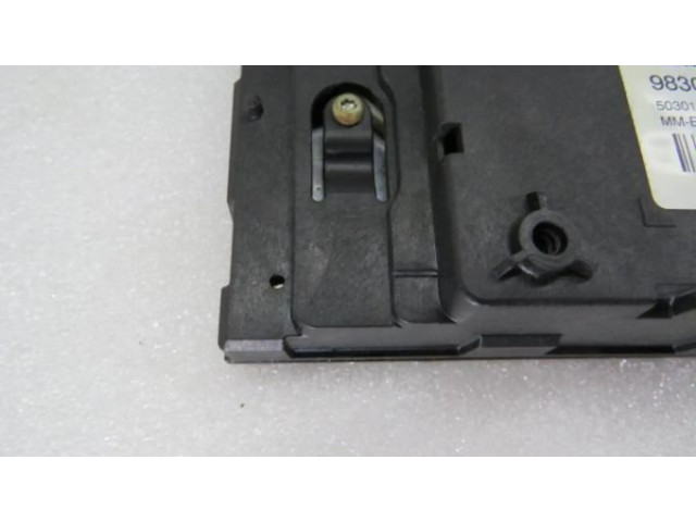 Дисплей 983042648000 Citroen Berlingo