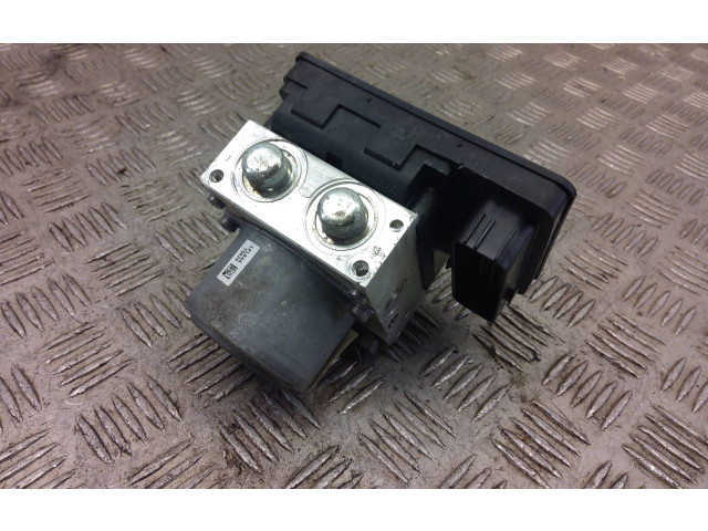 Блок АБС 52022986   Jeep  Renegade  2014 -  года