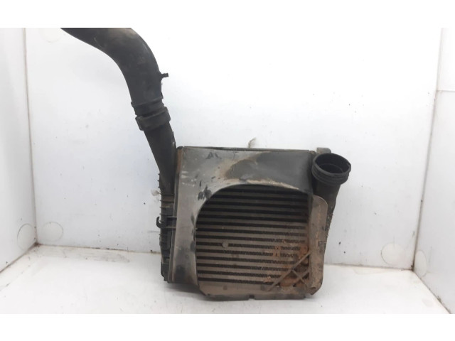 Интеркулер 95511080301 Porsche Cayenne (9PA)