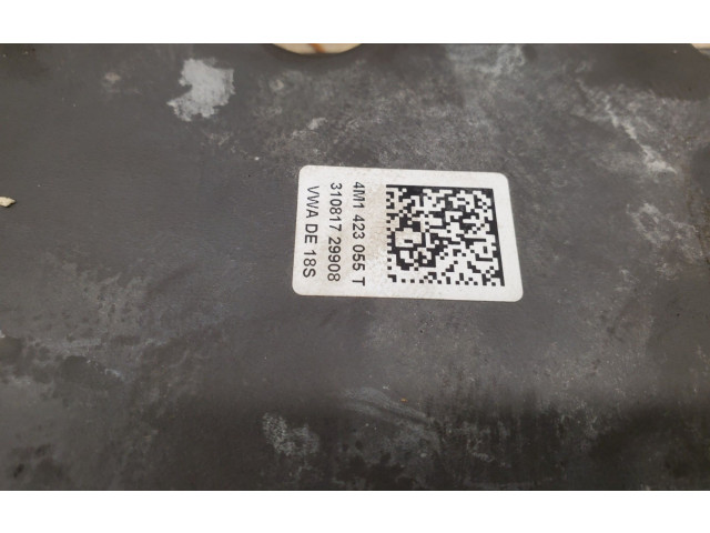 Блок предохранителей 4M1423055T, 4M0909144H Audi Q7 4M