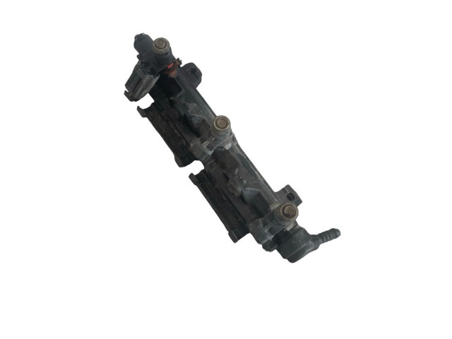 Топливная рампа 03E133320A   Skoda Rapid (NH)  