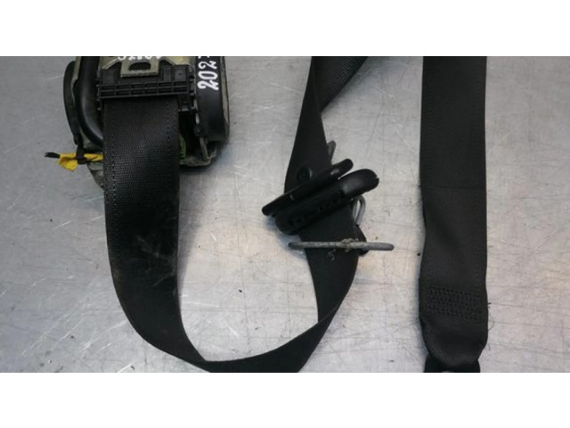 Передний ремень безопасности