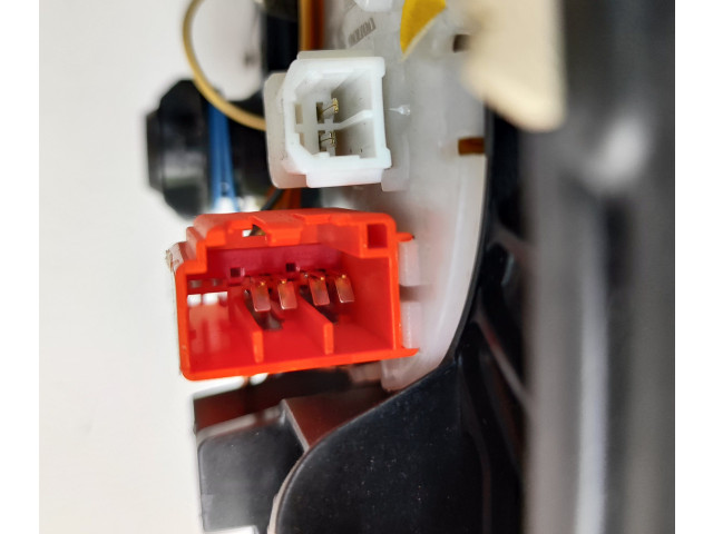 Подушка безопасности водителя P30721916 Volvo V70