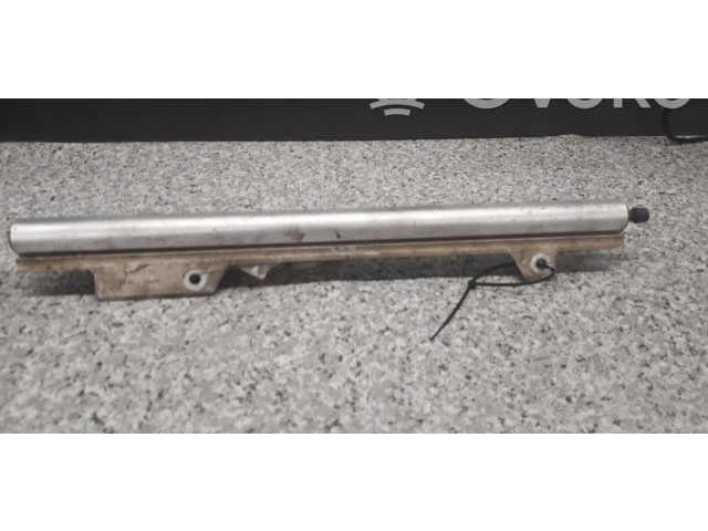 Vstřikovací lišta 9186836 Volvo S80